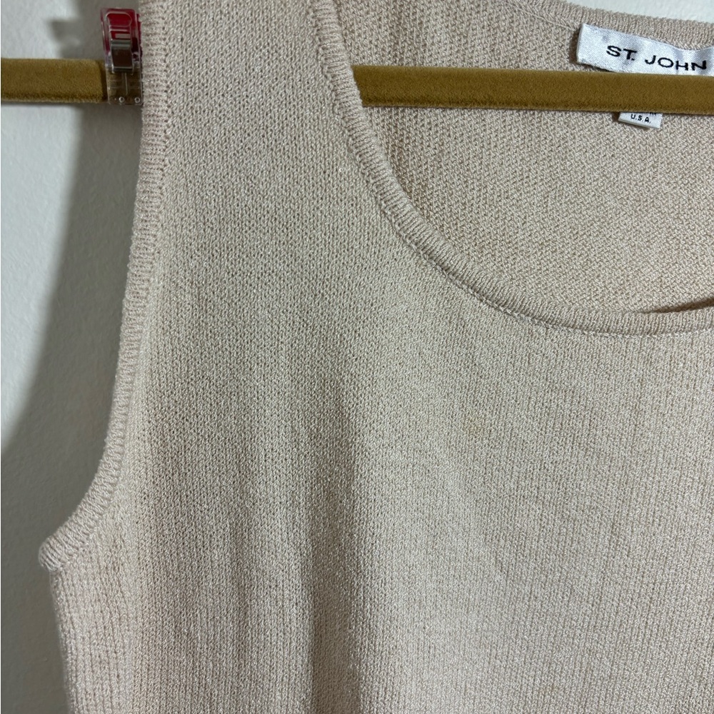 St. John wool blend beige knit top size medium 115
